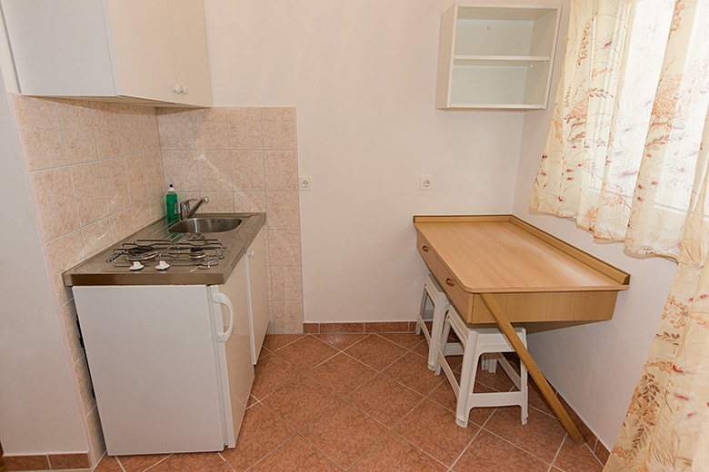 Apartments Milić, Promajna - kitchen