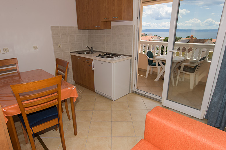 Apartments Milić, Promajna - kitchen